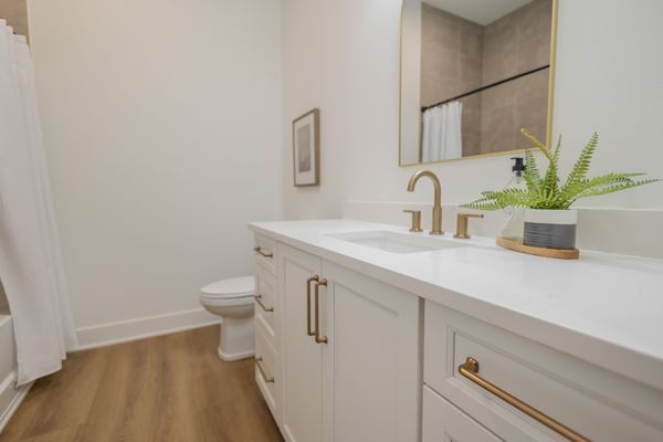 Full bathroom