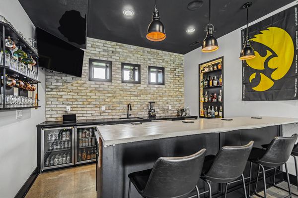 Lower-level custom bar